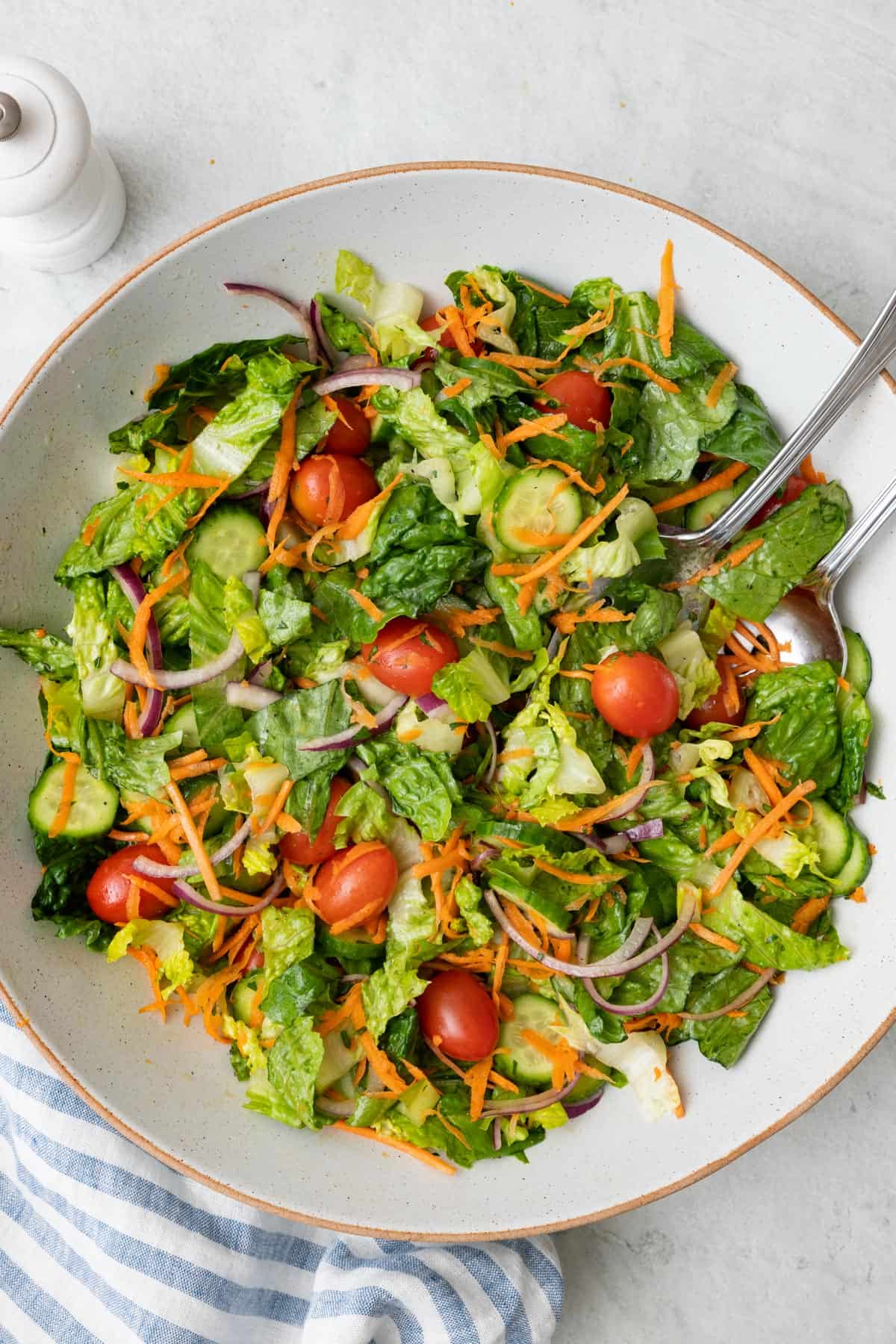 Homemade Garden Salad: Achieve Restaurant Crunch at Home